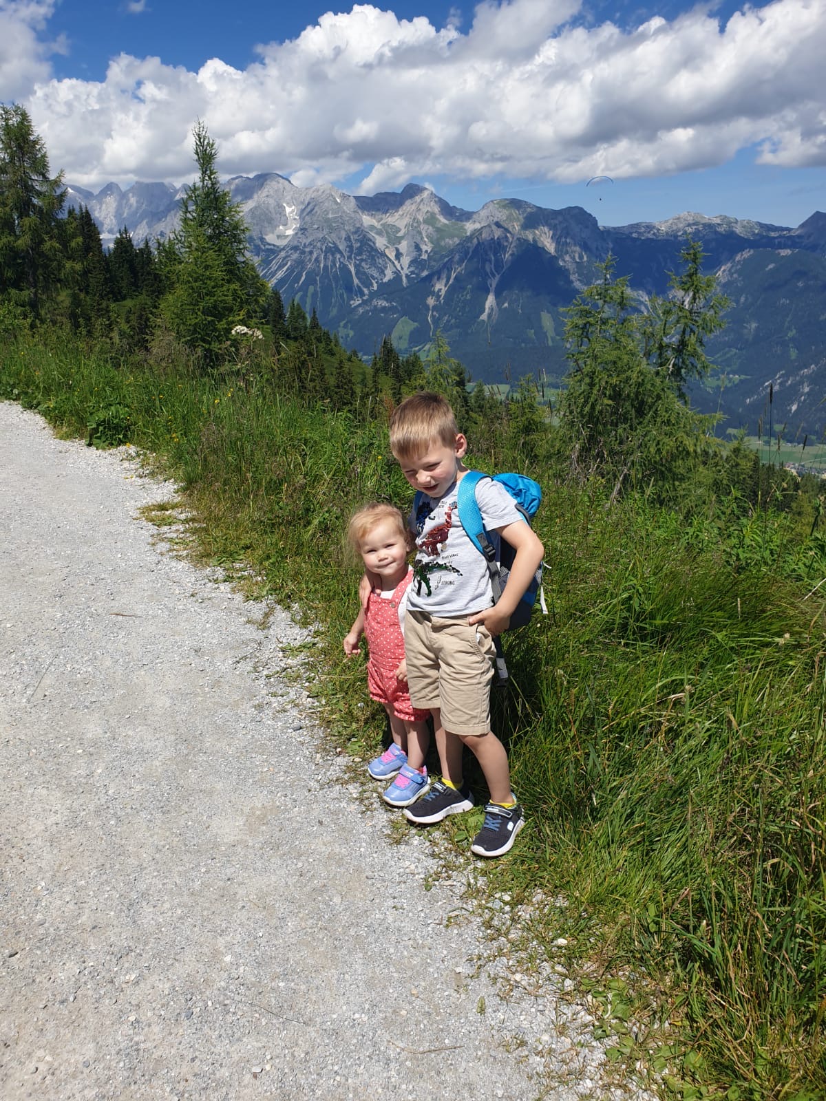 Ilyas und Amilia Jehle
